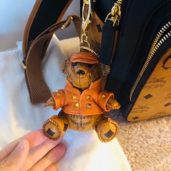 New MCM Bag - Picture 11 of 12